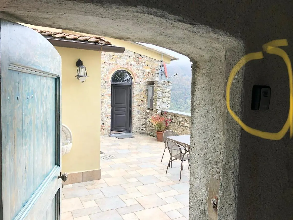 Daire Papiriana La Casa Del Borgo_ Breathtaking Sea Wiew Fosdinovo