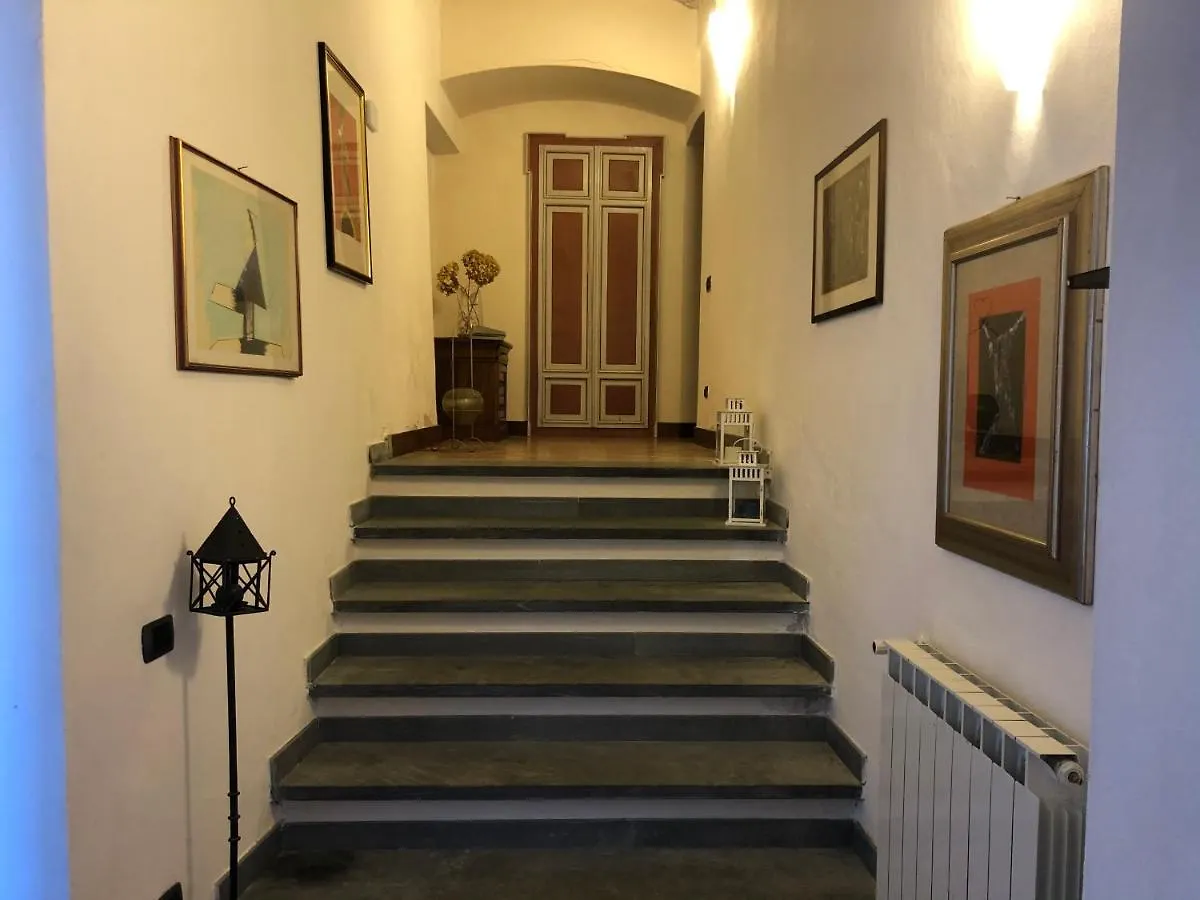 Papiriana la casa del borgo_ breathtaking sea wiew Fosdinovo 0*,  Italia